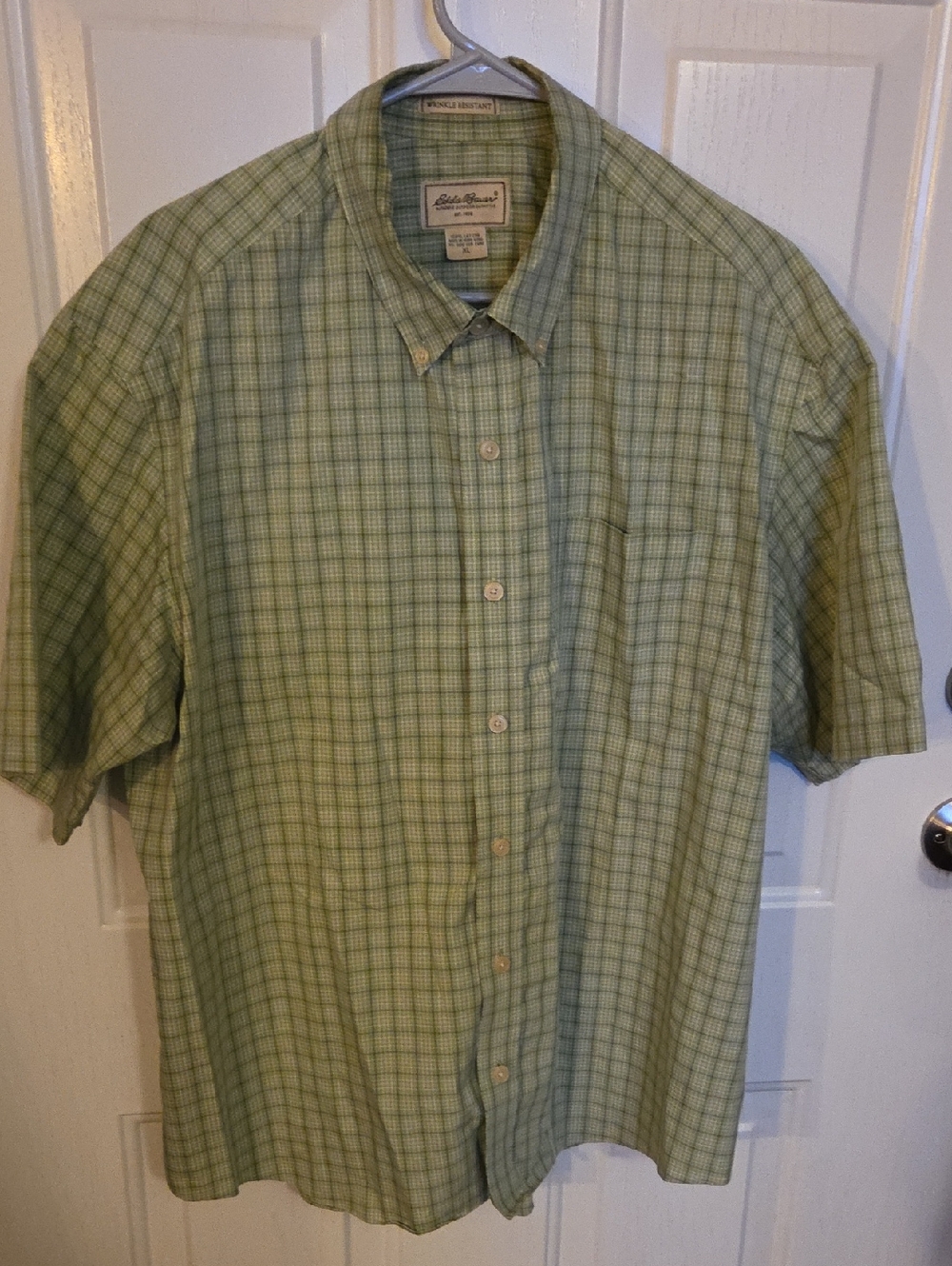 Eddie Bauer Men’s Short-Sleeve Green Plaid Button-Down Shirt Size XL
